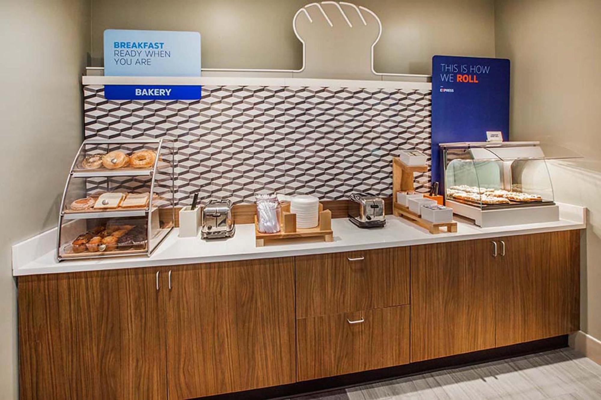 Holiday Inn Express & Suites Weatherford By Ihg Екстер'єр фото